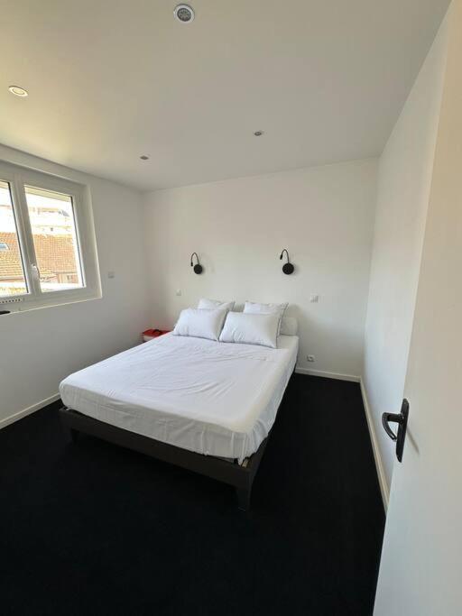 Appt De Standing Centre Ville Tarbes Exterior foto